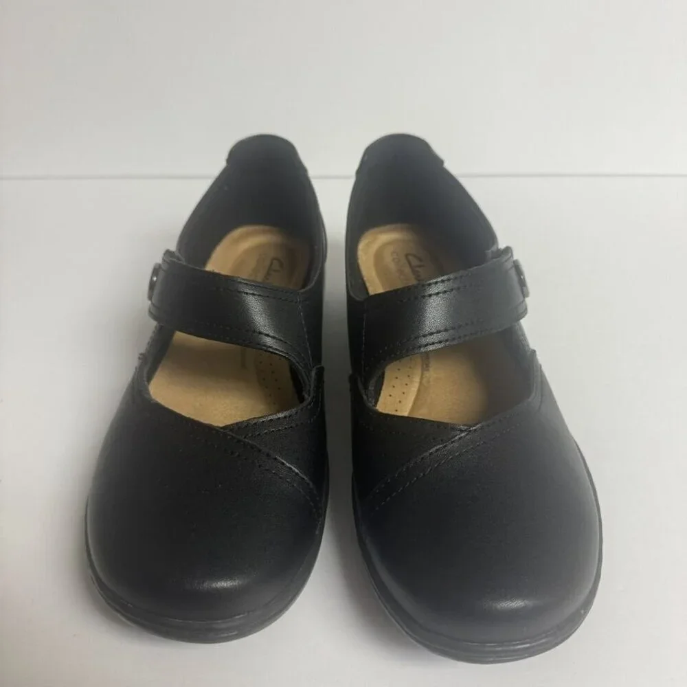 Clark’s Womens Cora Ease Slip On Black Size 7.5W